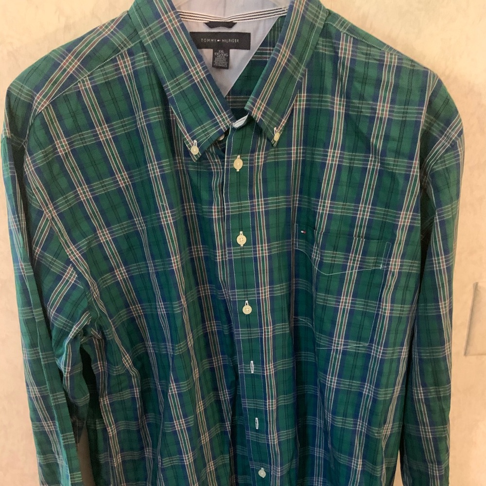 Tommy Hilfiger button up